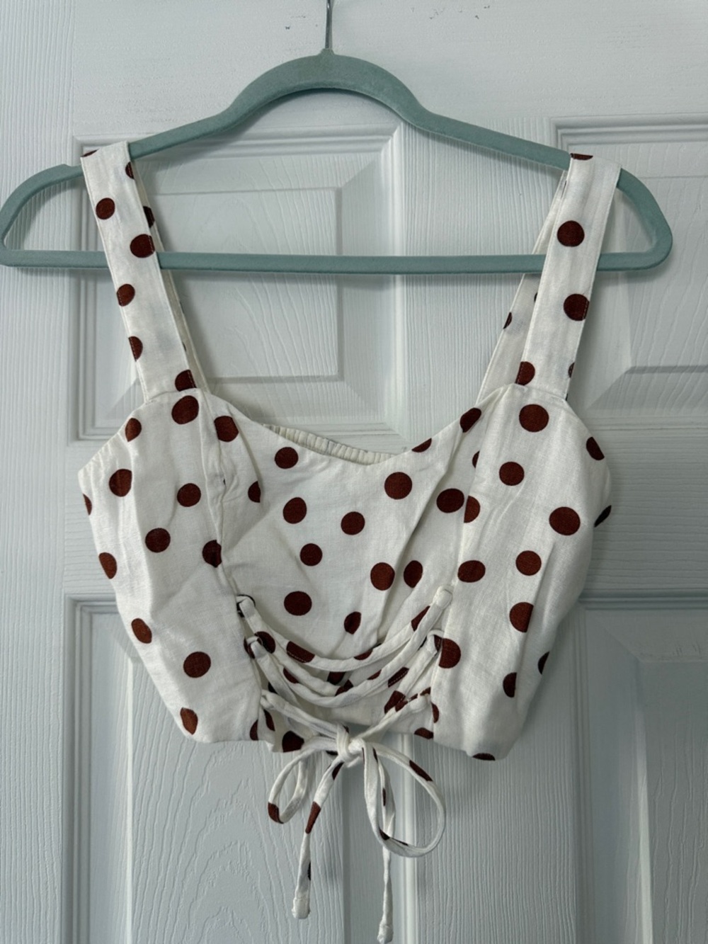 Abercrombie - Women’s White Polka Dot Lace-Up Crop Top - Brown Dots